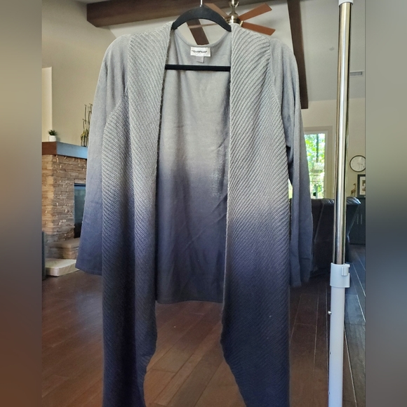 Gray and black ombre cardigan - Picture 12 of 12